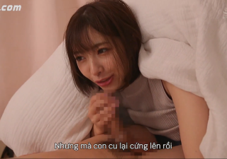 Cô giáo chủ nghiệm dễ thương mới chuyển đến gạ gẫm các em học sinh